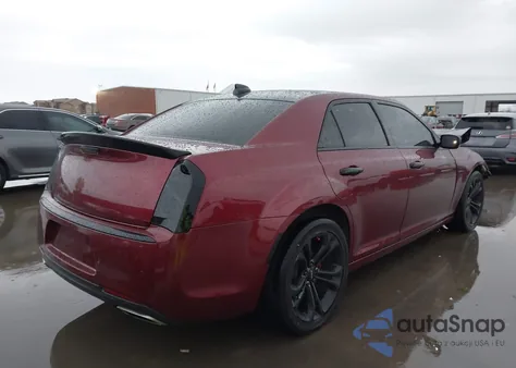 2018 Chrysler 300 S из США, поврежденный, VIN 2C3CCAGG8JH165468